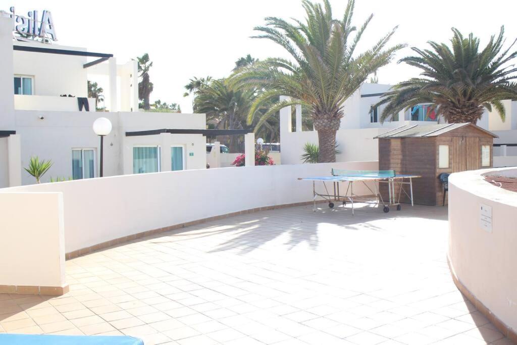 Pachi Beach Alisios Playa คอร์ราเลโฮ ภายนอก รูปภาพ